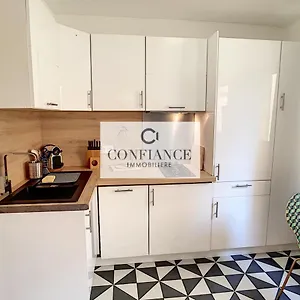https://residence-foch-nice.fr-provencehotel.com