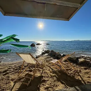 https://lou-cabanou-sainte-maxime.fr-provencehotel.com
