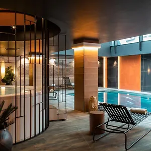 4* Otel & Oceania Le Conti